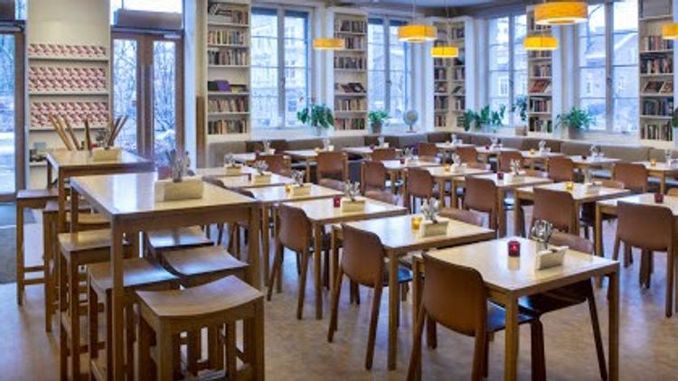 Bakının mərkəzində restoran qarət olundu