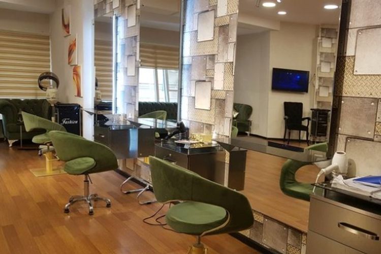 Bakıda gözəllik salonlarından oğurluq edilib