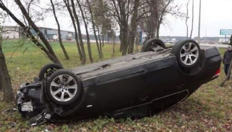 Maşını aşıran sürücünün anası öldü