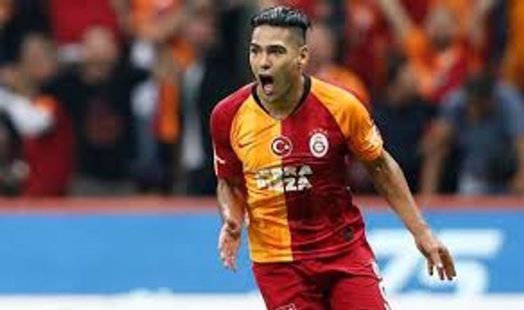 Falkao “Qalatasaray”dan gedə bilər
