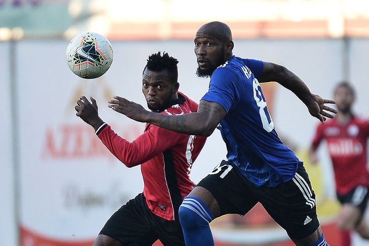 “Qarabağ” “Neftçi”nin rekordunu təkrarladı