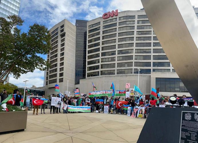 ABŞ-da yaşayan azərbaycanlılar CNN-dən ədalətli olmağı tələb ediblər