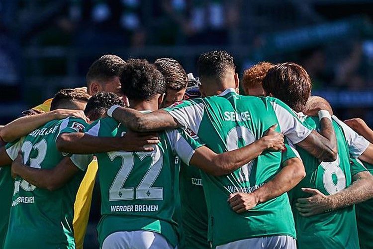 Almaniya klubu karantinə alındı