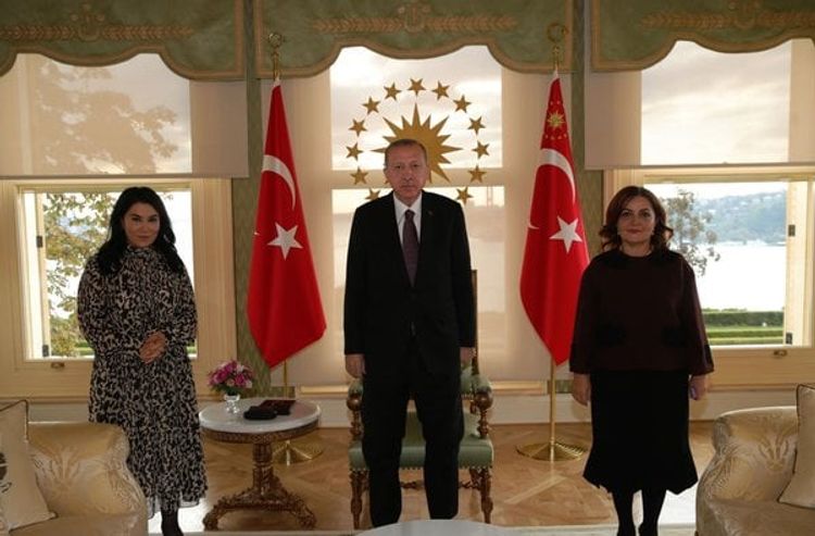 Rəcəb Tayyib Ərdoğan azərbaycanlı xanımları qəbul edib