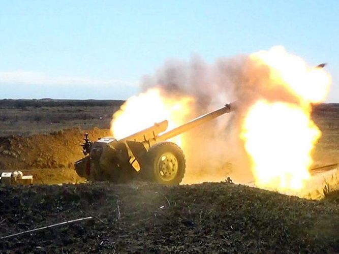 Düşmən yaşayış məntəqələrimizi atəşə tutur - MN