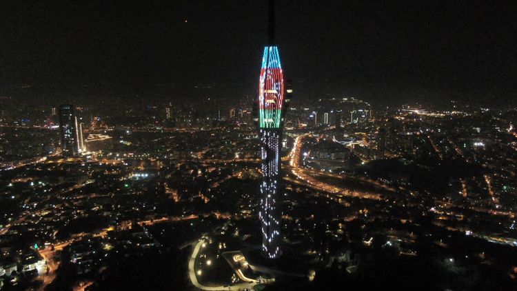 Azərbaycan və Türkiyə bayraqları QÜLLƏDƏ