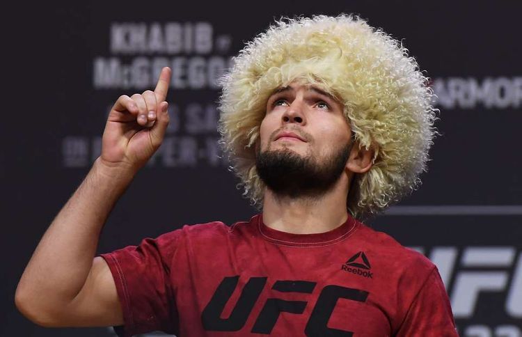 Həbib Nurməhəmmədovdan Makronun müsəlmanlarla bağlı fikirlərinə sərt REAKSİYA