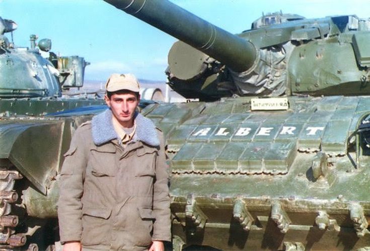 “Hər dəfə də deyirdi ki, ərməni məni vura bilər?” – Şəhid tankçımızın QƏHRƏMANLIQ HEKAYƏTİ