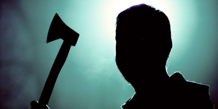 Arvadını baltalayan kişi tutuldu