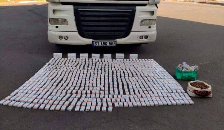 Külli miqdarda dərman Azərbaycana buraxılmadı - FOTO