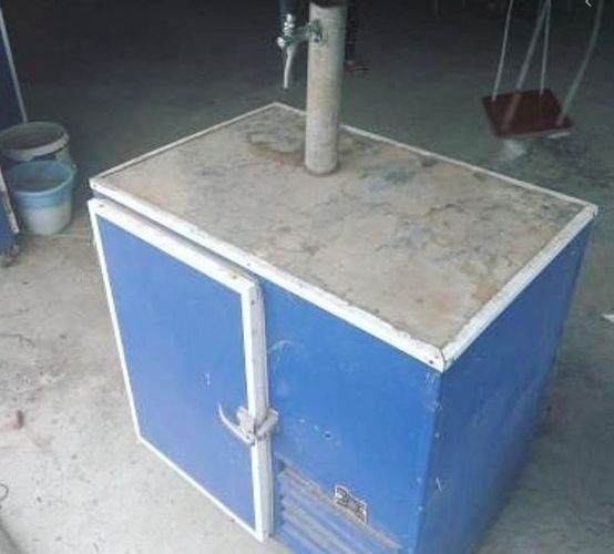 Keçmiş məhkum kafedən pivə aparatı oğurladı