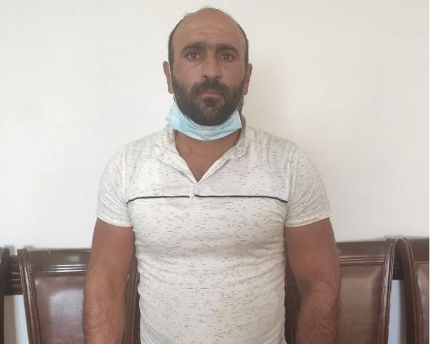 Evinin həyətində 645 kilodan çox narkotik bitki əkmişdi - FOTO