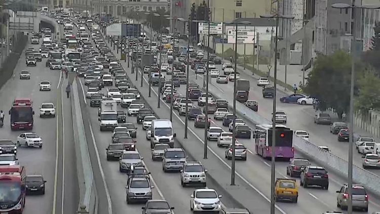 Bakıda sıxlıq olan küçə və prospektlər - FOTO