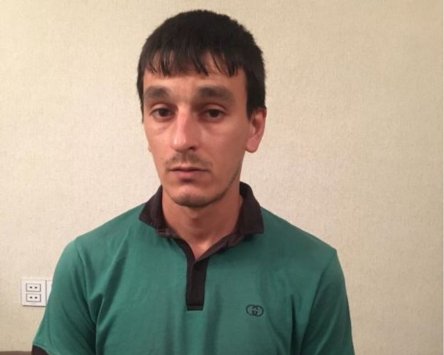 Şəhidin evini söküb məscid tikmək istədi - POLİS SAXLAYIB