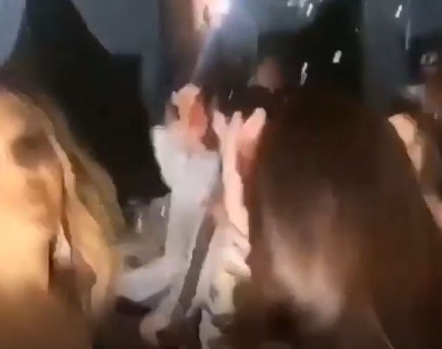 Azərbaycanlı model karantin qaydalarını pozdu - VİDEO