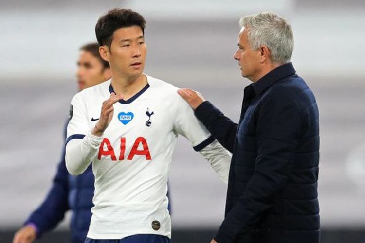 Mourinyo 4 qol vuran futbolçusunu pərt etdi