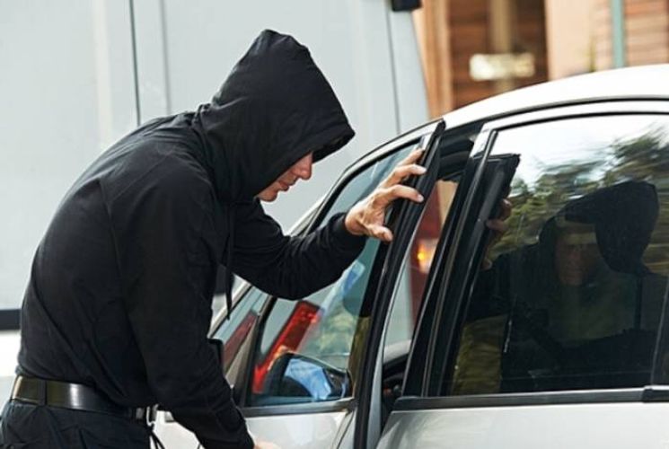 Bakıda maşın oğruları tutuldu