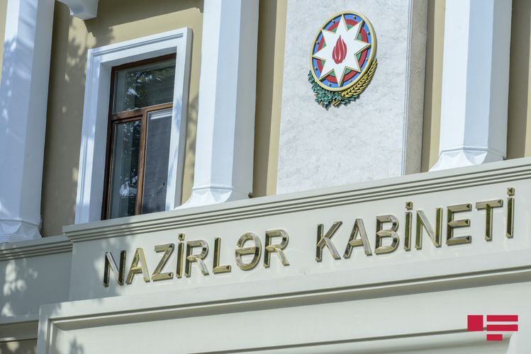 Ölkəyə gətirilən mobil telefonlar gömrükdə yazılı formada bəyan ediləcək