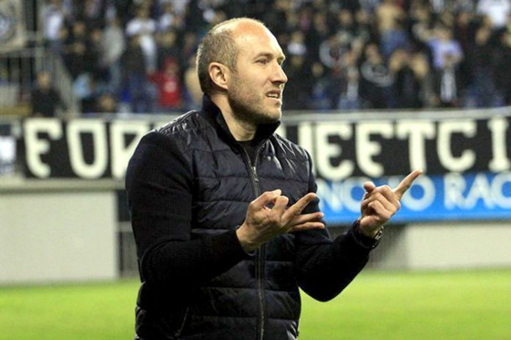 “Neftçi”nin baş məşqçisi Samir Abasov