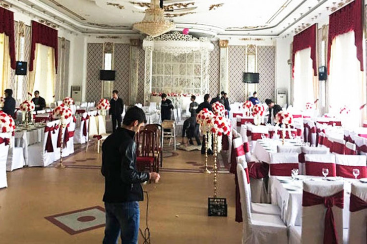 Bakıda  TOY  - Şadlıq sarayının müdiri...