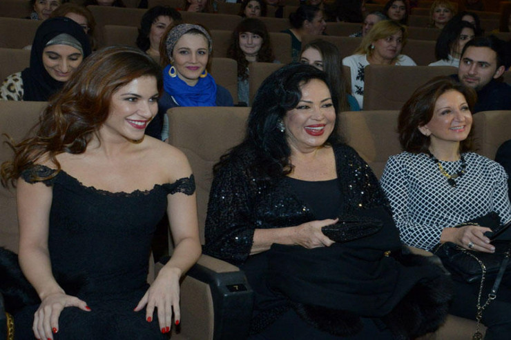 Türkan Şoray və qızı