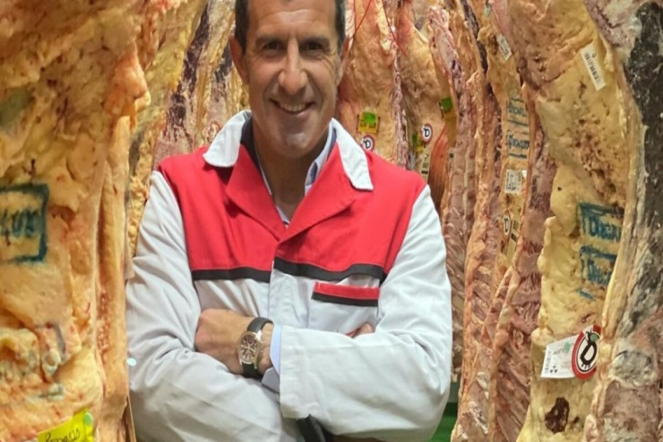 Luiş Fiqu, keçmiş futbolçu