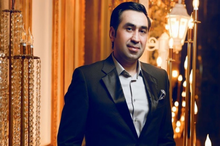 Müğənni Elton Hüseynəliyev