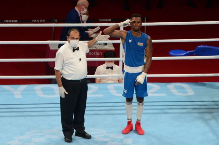 Azərbaycan boksçusu Alfonso Dominqes