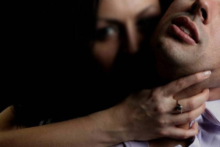 Bakıda ŞOK  cinayət: qadın ərini döyməklə kifayətlənmədi... 