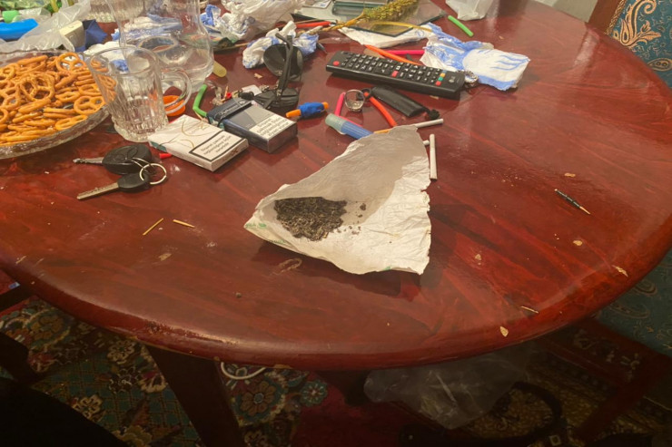 Ələ keçirilən narkotiklər