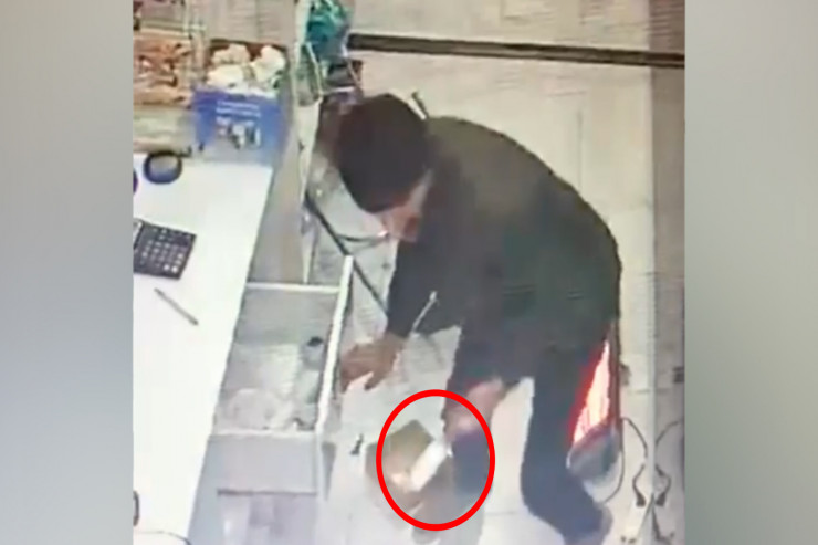 Aptekdə quldurluq anı