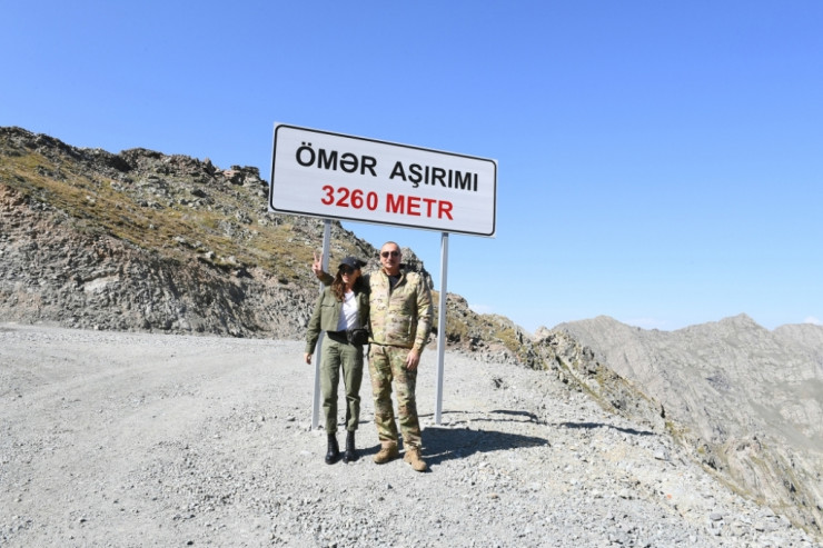 Prezident İlham Əliyev və birinci xanım Mehriban Əliyeva Kəlbəcər və Laçın rayonlarında olublar
