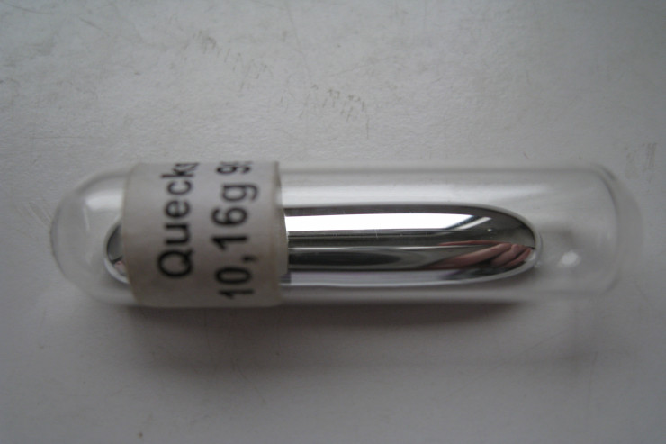 Kənd sakinindən zəhərli maddə tapıldı