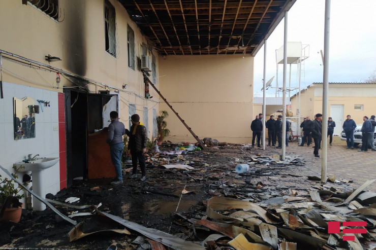 ​​​​​​​Yanğın olan ev