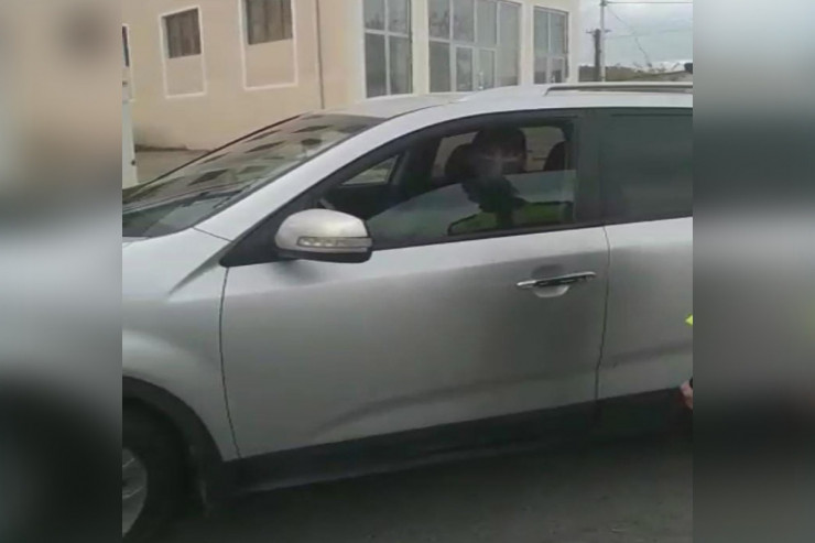 COVID xəstəsi maşın sürəndə tutuldu - FOTO 