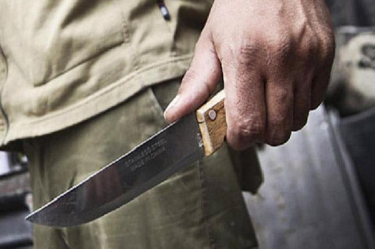 Sərhədçilərimizə hücum edən  ata-oğul tutuldu 