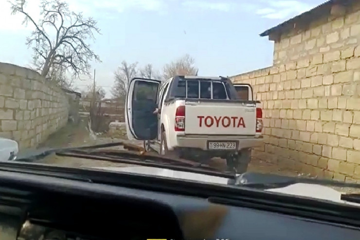 Aktiv koronavirus xəstəsi sükan arxasında tutuldu - FOTO 