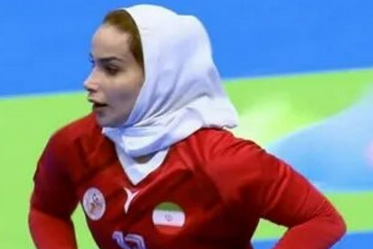İranlı həndbolçu dünya çempionatında  yoxa çıxdı 