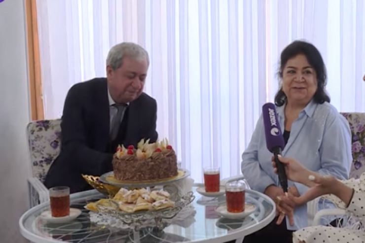 Xalq artisti xanımı, qızı, gəlini ilə İLK DƏFƏ -  EVİNDƏN VİDEO  