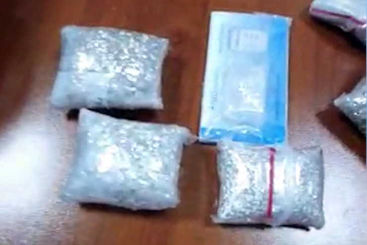 Müsadirə edilən brilyant qaşlar