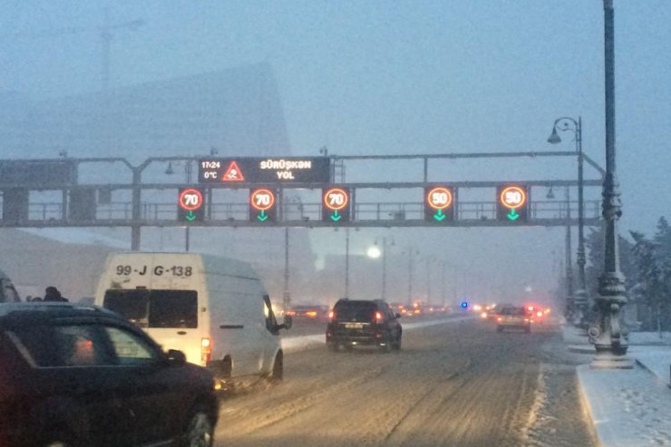 Qarlı hava ilə bağlı vətəndaşlara  RƏSMİ MÜRACİƏT 