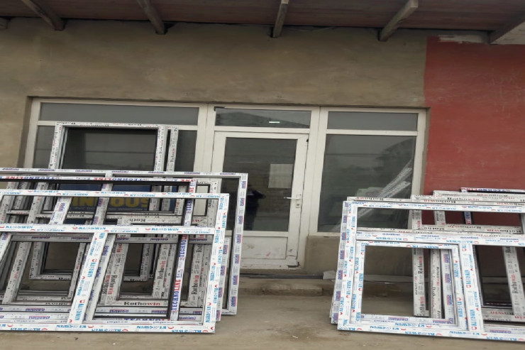 Xətai rayonu ərazisindəki qapı-pəncərə sexi