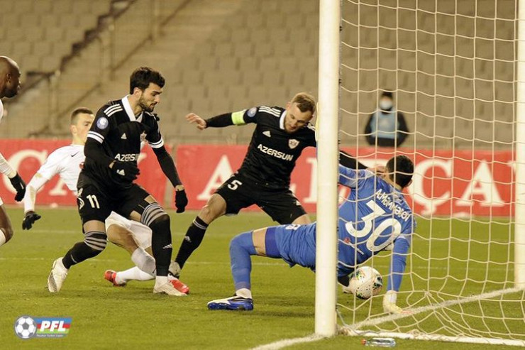 “Qarabağ” klubunun oynundan görüntü