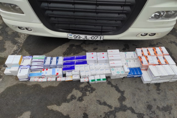 Xaricdən gətirilən külli miqdarda dərman ölkəyə buraxılmadı