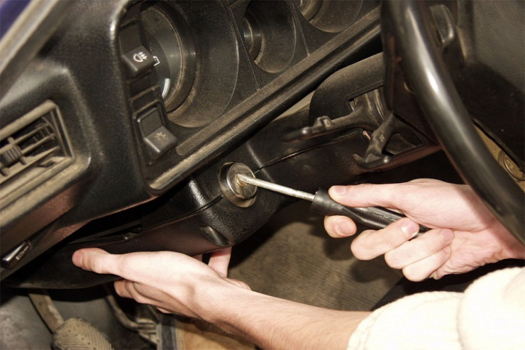 Bakıda maşın oğurlayan dəstə tutuldu