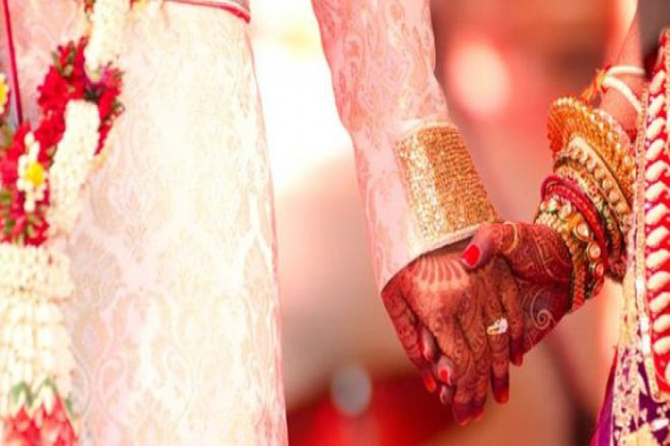 Hindistanda maraqlı toy: bəy qaçdı, gəlin isə...