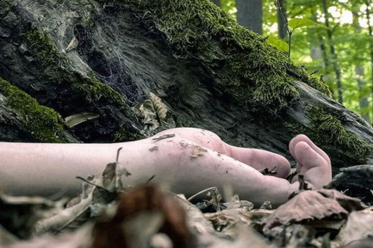 Qadını öldürüb yol kənarına atdı: məhkəmə başlayır