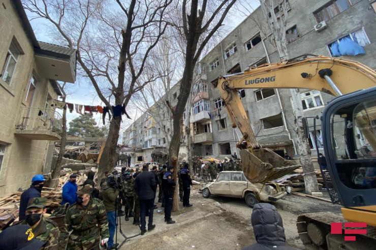 Dağıntılar altında qalan Fatimə Musayevanın axtarışı davam edir - RƏSMİ 