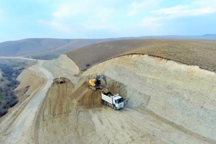 “Keşikçidağ”a gedən yeni avtomobil yolunun tikintisi başladı -  FOTO  