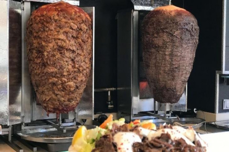Dönərxana işlədən və müştərilər cərimələndi